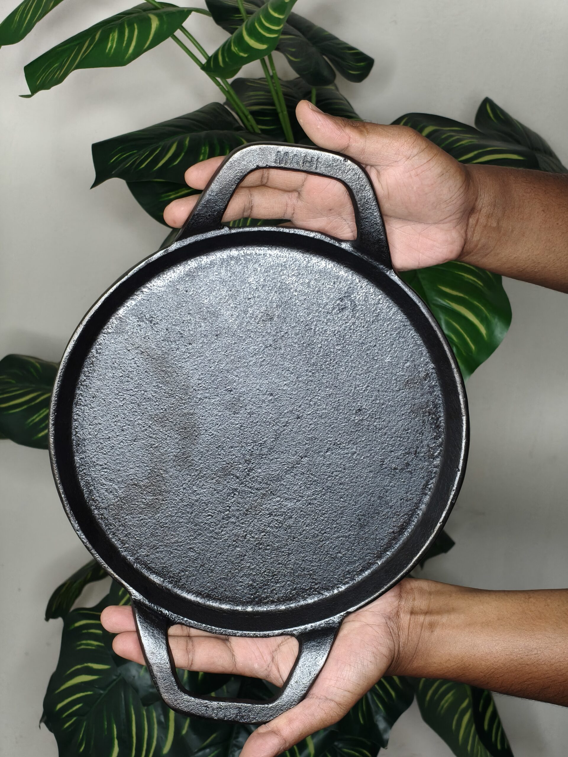 Cast Iron Roti Tawa (26cm) - Image 3