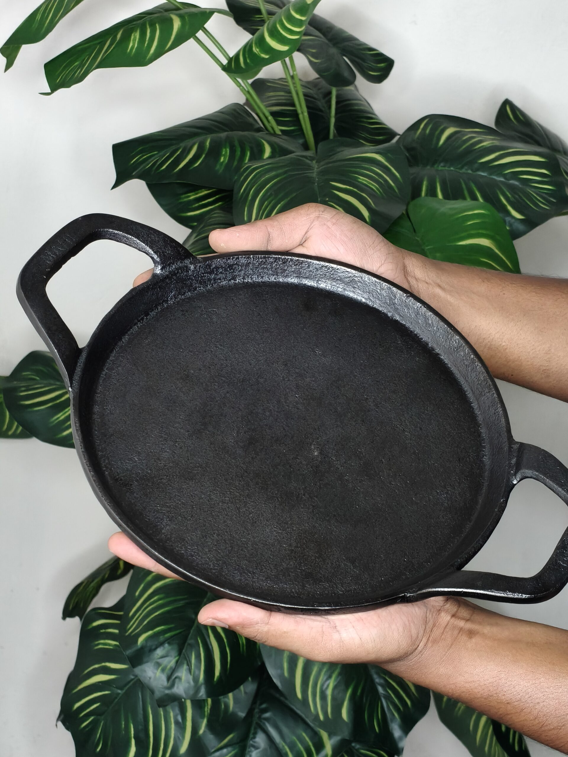 Cast Iron Roti Tawa (26cm) - Image 2