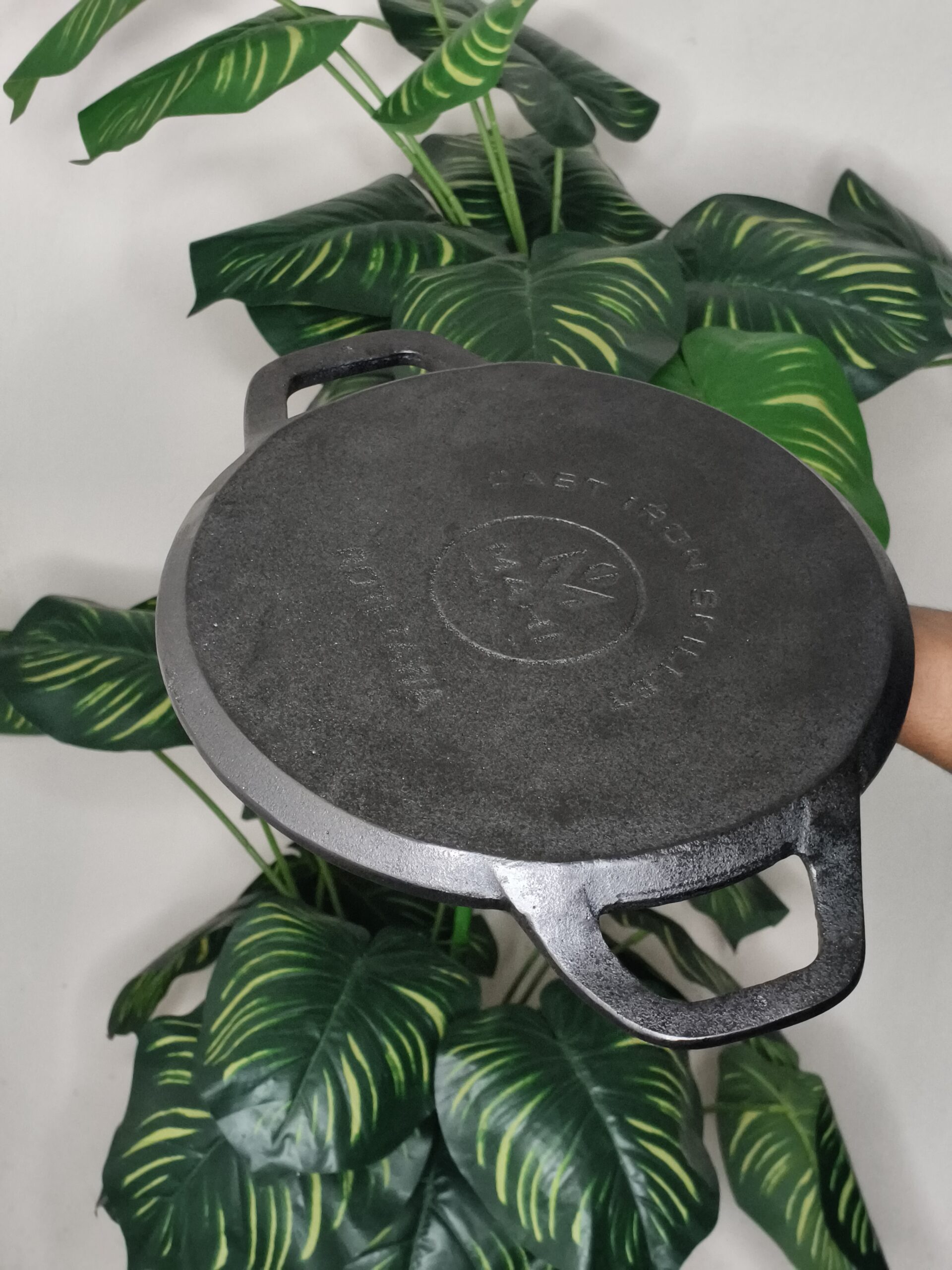 Cast Iron Roti Tawa (28cm) - Image 5